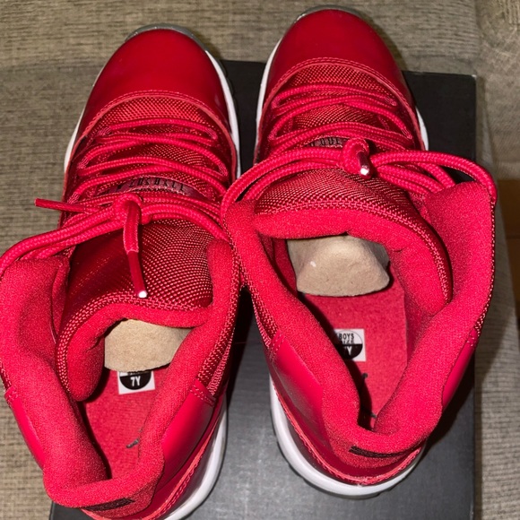 Air Jordan 11 Retro 7y gym red/white worn 4x - Picture 5 of 6